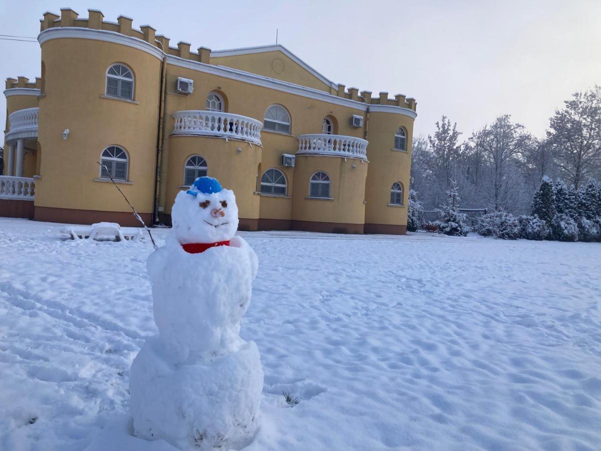 Kastely Panzio Hotel Hajduszoboszlo Exterior photo