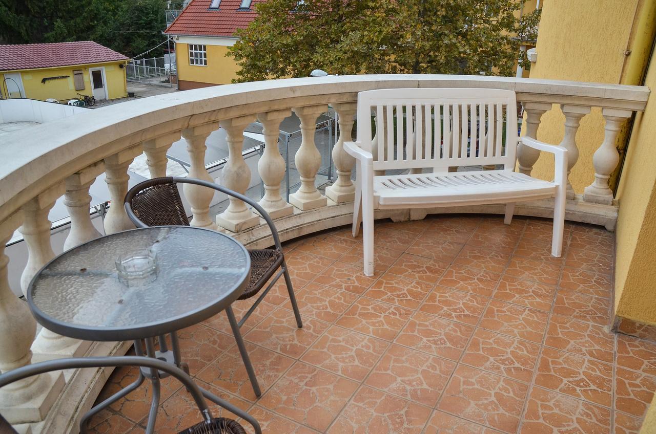 Kastely Panzio Hotel Hajduszoboszlo Exterior photo